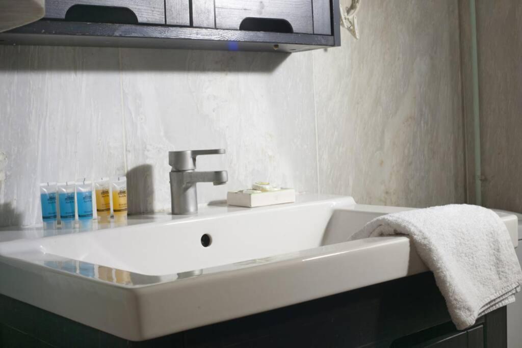 Three Bedrooms Apartment At The Center Of Athens Ngoại thất bức ảnh